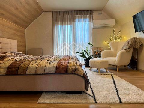 будинок за адресою Грушева вул. (Шаповалова)