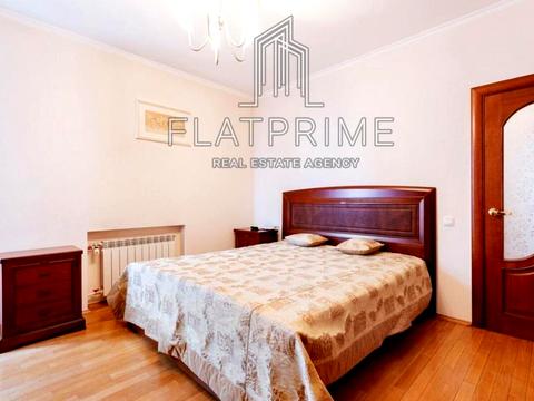 квартира за адресою Анни Ахматової вул., 45