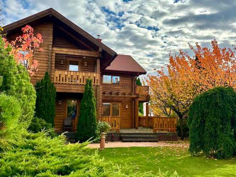 будинок за адресою Вишнева вул., 20