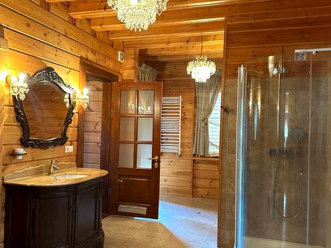 будинок за адресою Вишнева вул., 20