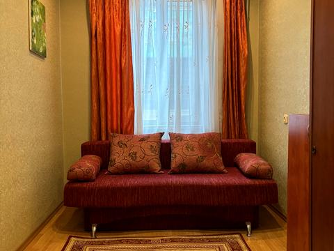 будинок за адресою Карпатської Січі вул. (Гвардійська)