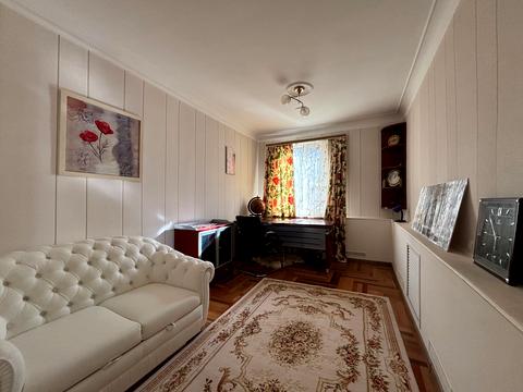 будинок за адресою Карпатської Січі вул. (Гвардійська)