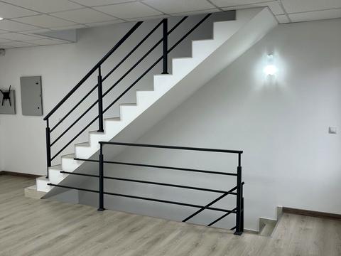 комерційна за адресою привокзальна, 2