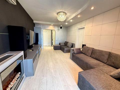 квартира за адресою Анни Ахматової вул., 16-Г