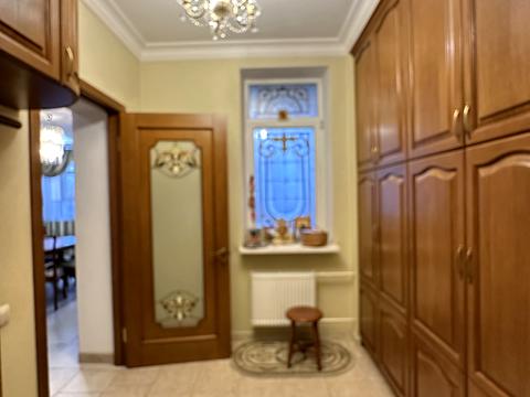 квартира по адресу Кудрявский спуск, 3-А