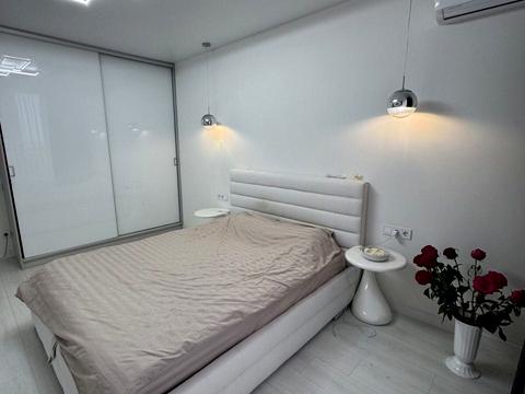 квартира по адресу Академика Заболотного ул., 15-Б