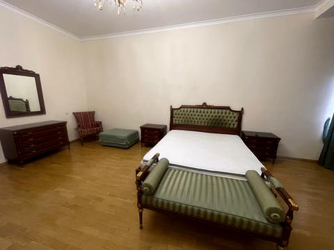 квартира за адресою Хрещатик вул. (Kreschatic), 15