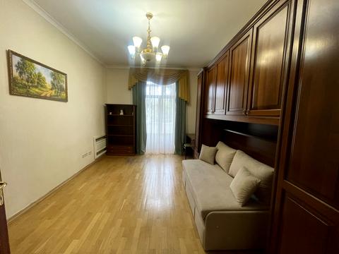 квартира за адресою Хрещатик вул. (Kreschatic), 15