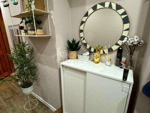 квартира за адресою Тахіатаська вул., 8