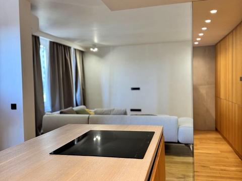 квартира за адресою Михайла Максимовича вул. (Онуфрія Трутенка), 32-Б