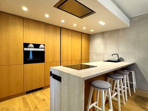 квартира за адресою Михайла Максимовича вул. (Онуфрія Трутенка), 32-Б