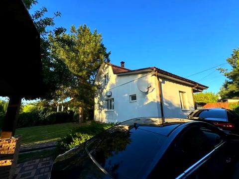 дом по адресу Подгородное, рубіновий бульвар