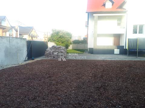 будинок за адресою Сергія Колоса вул. (Леніна)