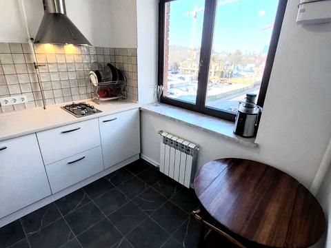 квартира за адресою Казимира Малевича вул. (Боженка), 47/49