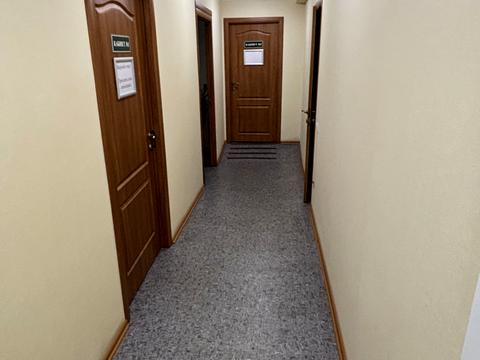 комерційна за адресою Лабораторний пров., 20-А