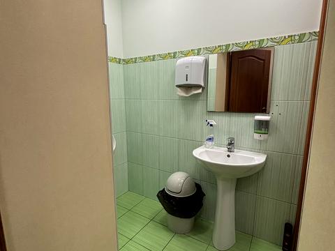 комерційна за адресою Лабораторний пров., 20-А