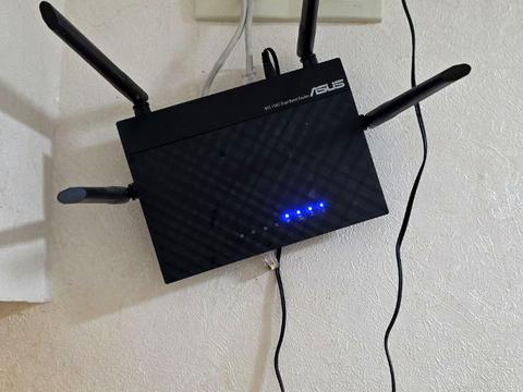 квартира за адресою Леоніда Первомайського вул., 11