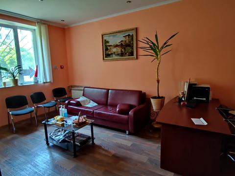 комерційна за адресою Юрія Іллєнка вул. (Мельникова), 10