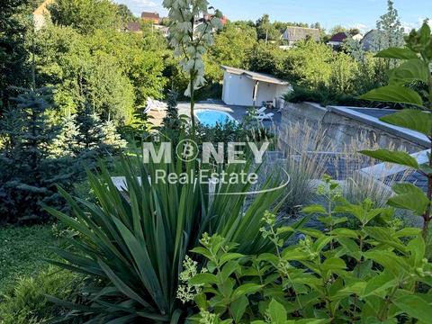 будинок за адресою Старі Петрівці