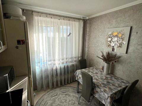 квартира по адресу Горького пл., 2