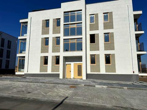 квартира за адресою Гармонії, 12