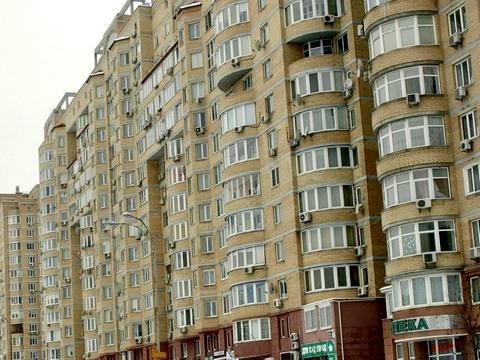 квартира за адресою Київ, Микільсько-Слобідська вул., 2-В