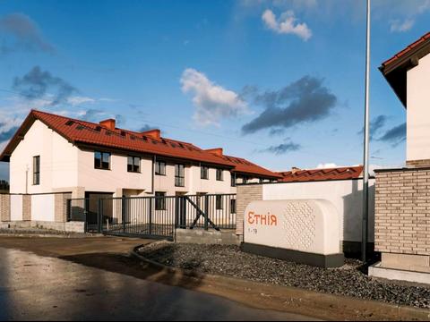 будинок за адресою Березова