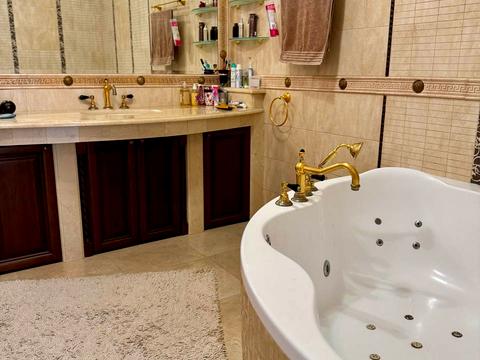 квартира по адресу Черновола просп. (700-летия Львова), 67в