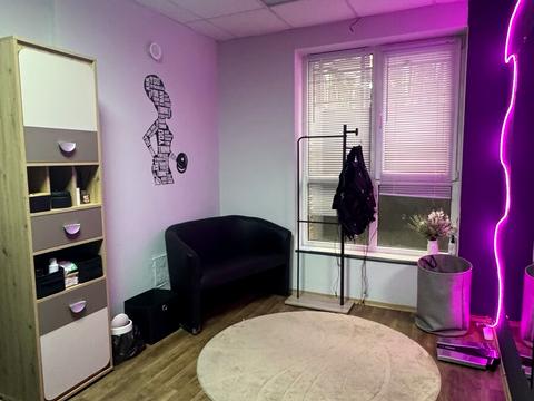 комерційна за адресою Прорізна вул., 9