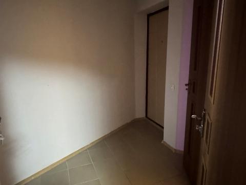 комерційна за адресою Прорізна вул., 9