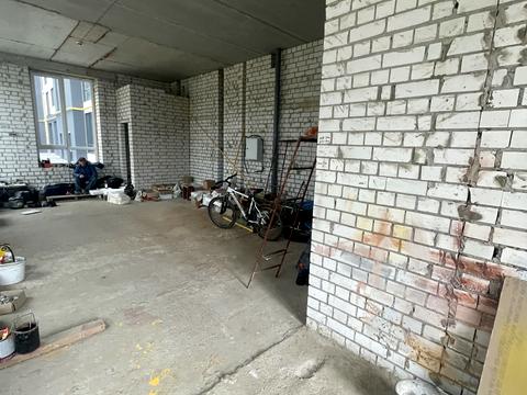 коммерческая по адресу Мозгового ул., 2