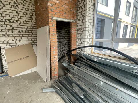 коммерческая по адресу Мозгового ул., 2