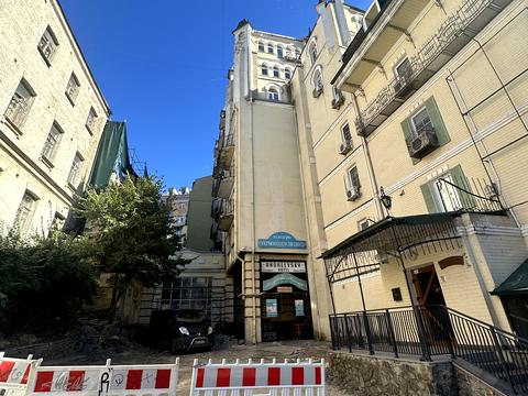 коммерческая по адресу Воздвиженская ул., 60