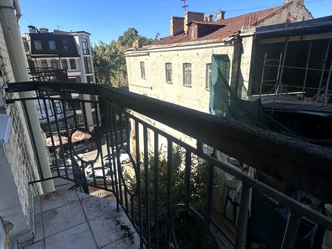 коммерческая по адресу Воздвиженская ул., 60