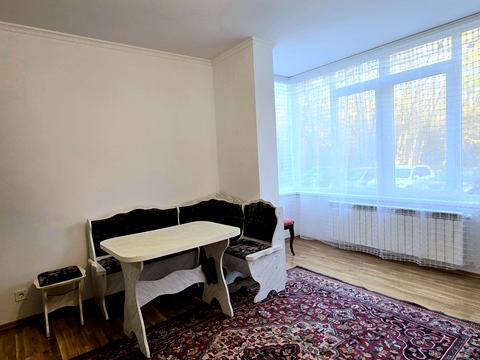 квартира за адресою Івана Величковського вул., 70а