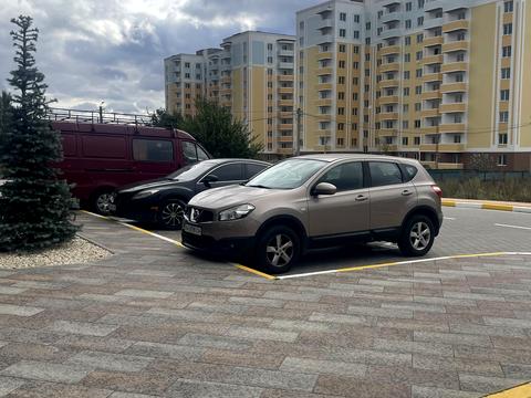 коммерческая по адресу Мозгового ул., 2