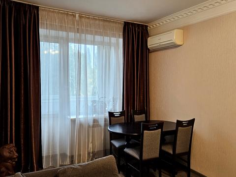 квартира по адресу Николая Михновского бульв. (Дружбы Народов), 8