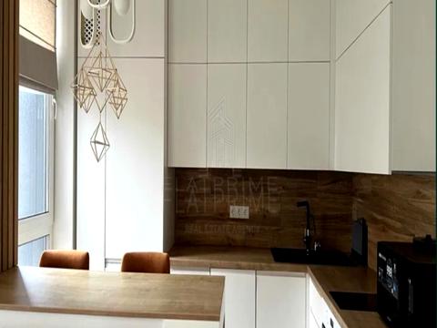 квартира за адресою Салютна вул., 2