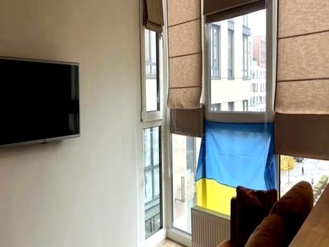 квартира за адресою Салютна вул., 2