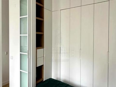 квартира за адресою Салютна вул., 2