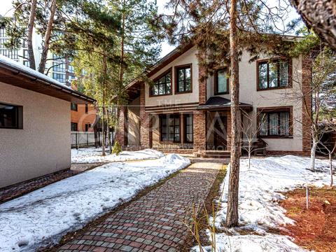 будинок за адресою Радистів вул.