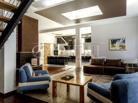 будинок за адресою Радистів вул.