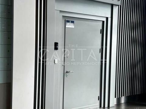 комерційна за адресою Степана Бандери просп. (Московський), 15