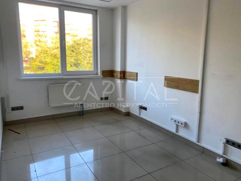 коммерческая по адресу Глубочицкая ул., 17