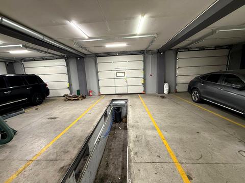 комерційна за адресою Сонячна Набережна вул. (Маршала Малиновського), 76