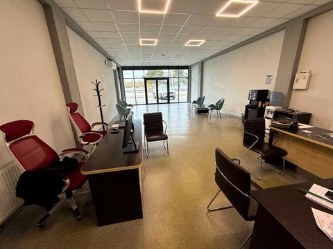 комерційна за адресою Сонячна Набережна вул. (Маршала Малиновського), 76