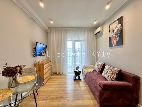 квартира за адресою Михайла Максимовича вул. (Онуфрія Трутенка), 24-д