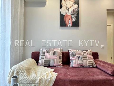 квартира за адресою Михайла Максимовича вул. (Онуфрія Трутенка), 24-д