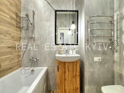 квартира за адресою Михайла Максимовича вул. (Онуфрія Трутенка), 24-д