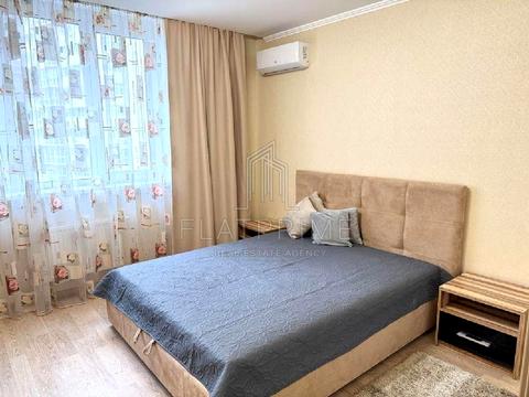 квартира за адресою Олени Пчілки вул., 8